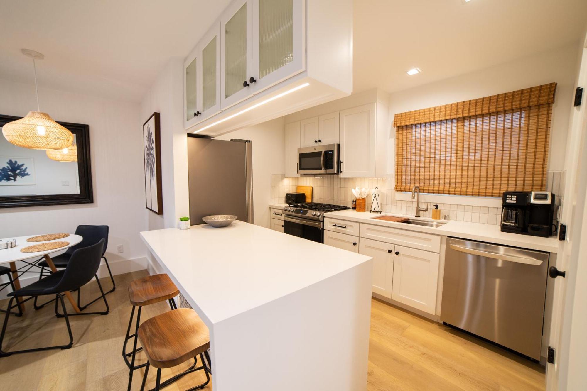 Surf Casita - Luxury Beach Home - Steps To Ocean & Walk To Everything Newport Beach Exterior photo